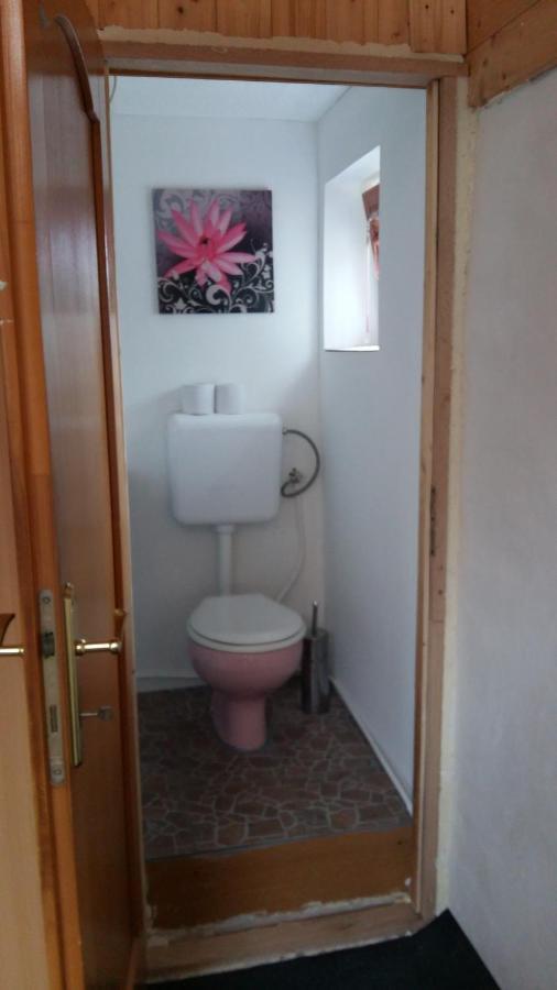 Kamilla Vendeghaz Appartement Écs Buitenkant foto