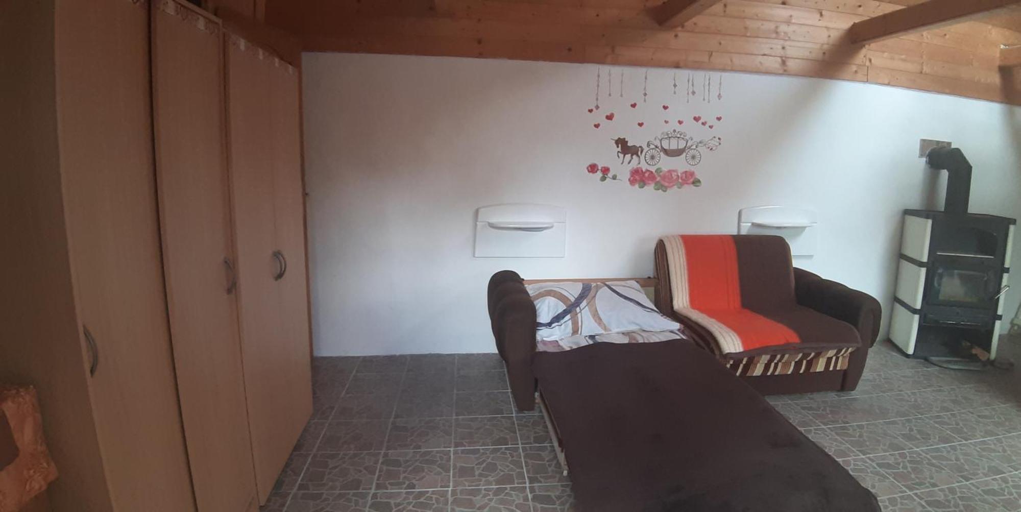 Kamilla Vendeghaz Appartement Écs Buitenkant foto